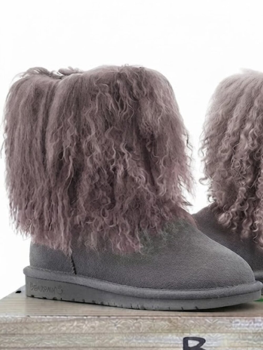 Bearpaw Boo Gray Shearling Wool Curly Lamb Fur Boho Sherpa Boots Women's 6 NEW - Picture 2 of 8